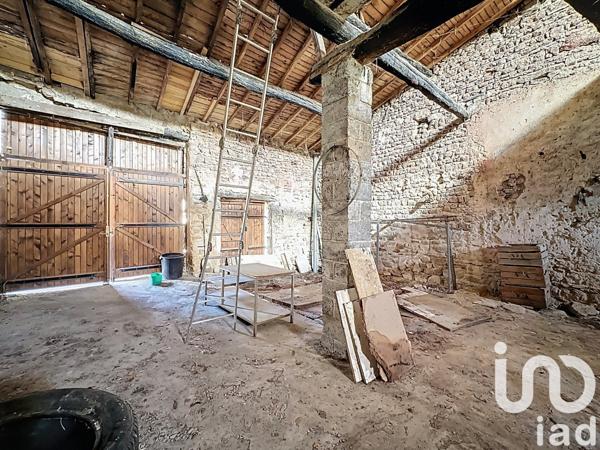 House for sale 5 rooms 112 m² Vic-le-Comte