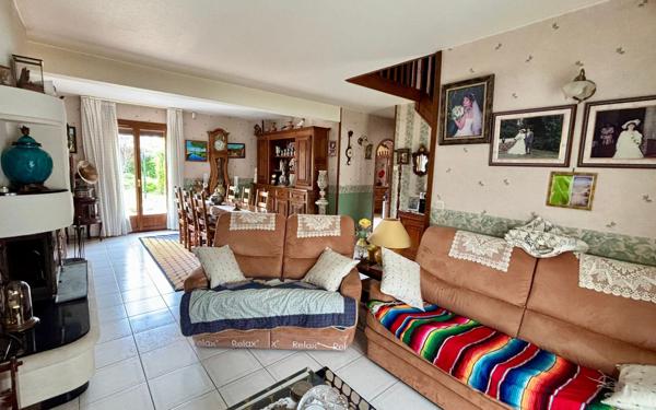 Maison à vendre    5 pièces •  Neuville-aux-Bois