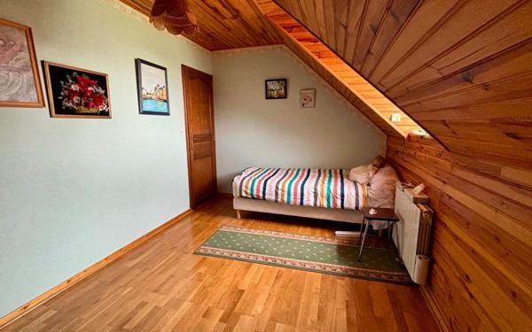 Maison à vendre    5 pièces •  Neuville-aux-Bois