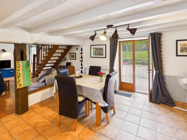 Ferme Charentaise magnifiquement rénovée avec gîte