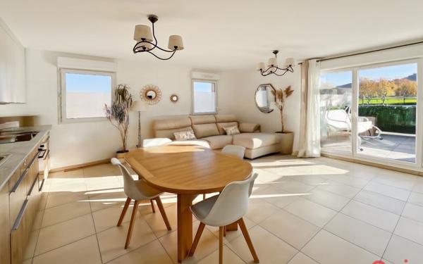 Appartement à vendre    4 pièces • 84,38 m2 Le Puy-Sainte-Réparade