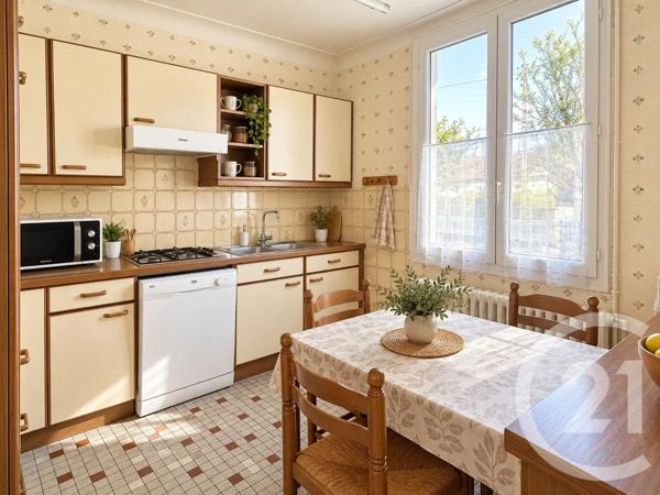Maison à vendre  4 pièces - 75,94 m 2   VARENNES VAUZELLES  - 58