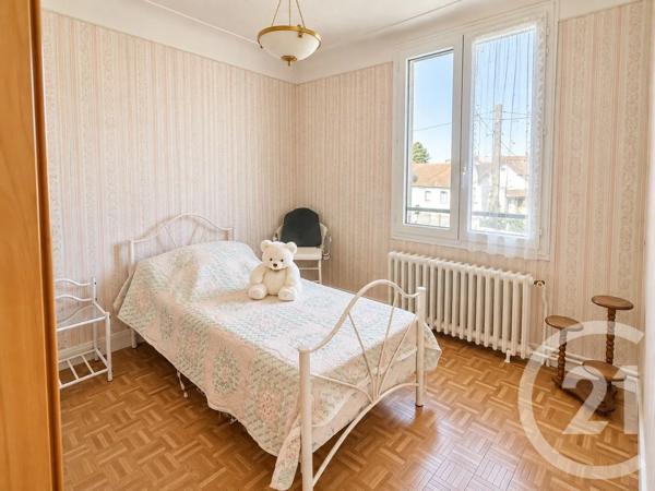 Maison à vendre  4 pièces - 75,94 m 2   VARENNES VAUZELLES  - 58