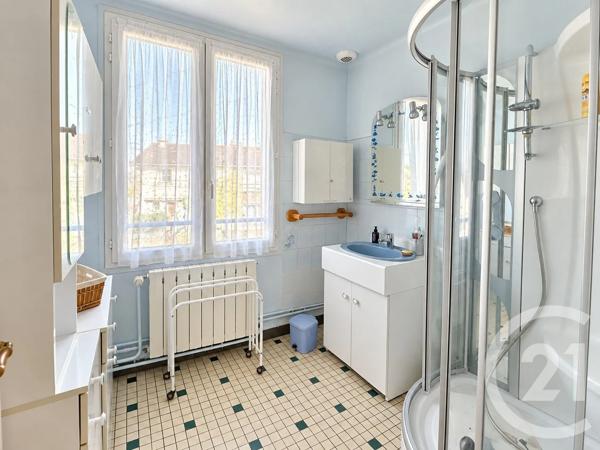 Maison à vendre  4 pièces - 75,94 m 2   VARENNES VAUZELLES  - 58
