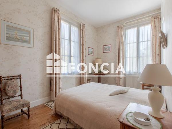 À vendre Maison 10 pièces 243 m² - Château-renault 37110