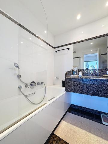 Appartement F4 à vendre  4 pièces - 135 m2 CANNES - 06