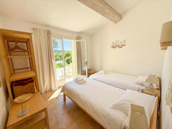 Maison à vendre  5 pièces - 142 m2 LA CROIX VALMER - 83