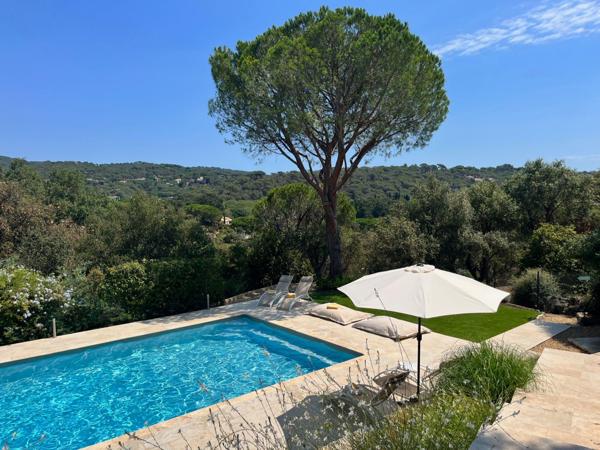 Maison à vendre  5 pièces - 142 m2 LA CROIX VALMER - 83