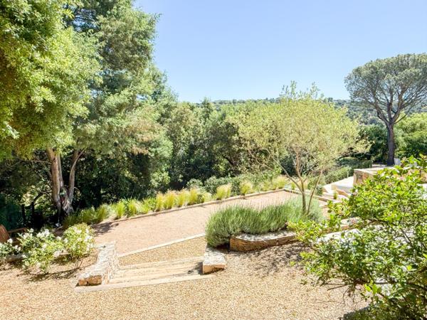 Maison à vendre  5 pièces - 142 m2 LA CROIX VALMER - 83