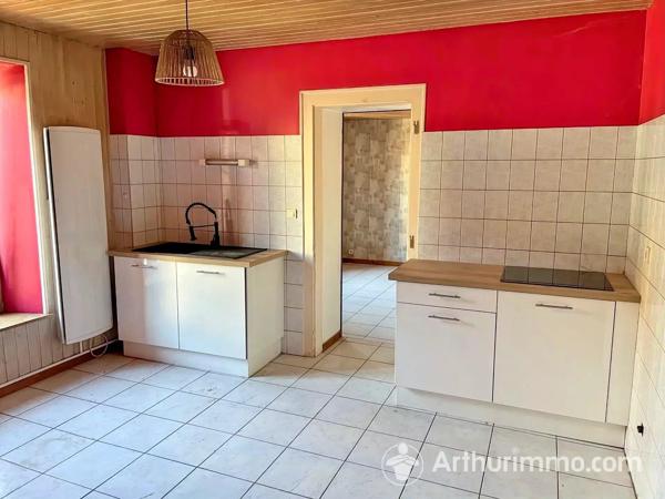Vente                                                      Appartement
                        
                     3 pièces                      72 m2                     à Pontarlier