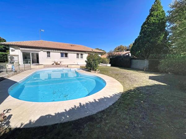 MAISON FAMILIALE, 3/4 CHAMBRES, AVEC PISCINE