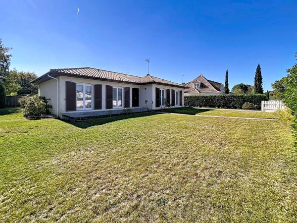 MAISON FAMILIALE, 3/4 CHAMBRES, AVEC PISCINE