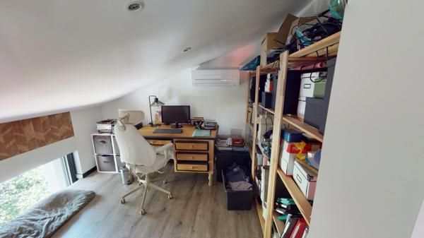 Montpellier (34070) Montpellier Sud – Magnifique maison rénovée avec studio indépendant, garage et 4 places de stationnement