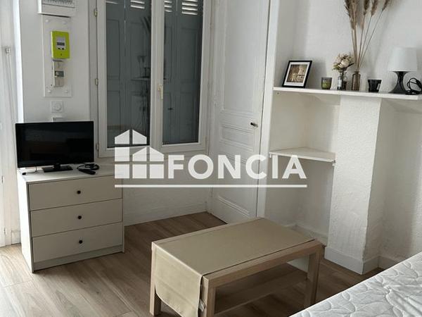 Location Studio 18 m² - 3 PLACE PAUL PAINLEVE Saint Etienne 42000