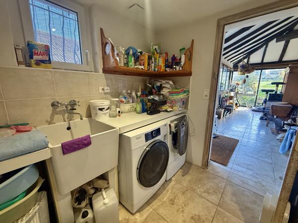 Castelsagrat (82400) CASTELSGRAT Domaine Équestre avec 18ha, 11 Boxes, piscine Tarn et Garonne