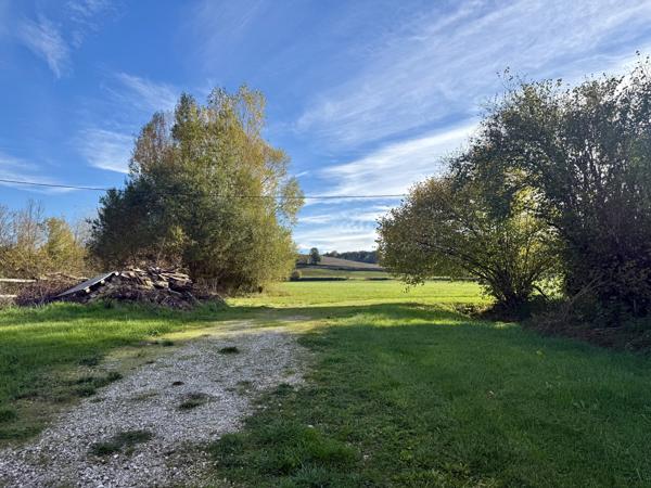 Castelsagrat (82400) CASTELSGRAT Domaine Équestre avec 18ha, 11 Boxes, piscine Tarn et Garonne