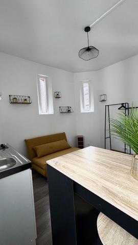 CHARMANT STUDIO RENOVE