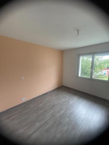 Maison Sainte -sigolene 3 pièce(s) 147 m2