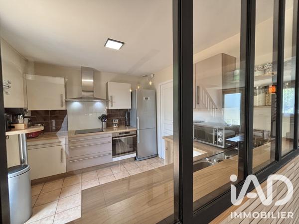Maison à vendre 5 pièces 115,4 m² Saint-Jean-de-la-Ruelle