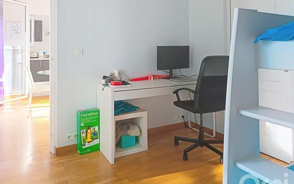 Appartement à vendre    3 pièces •  Longjumeau