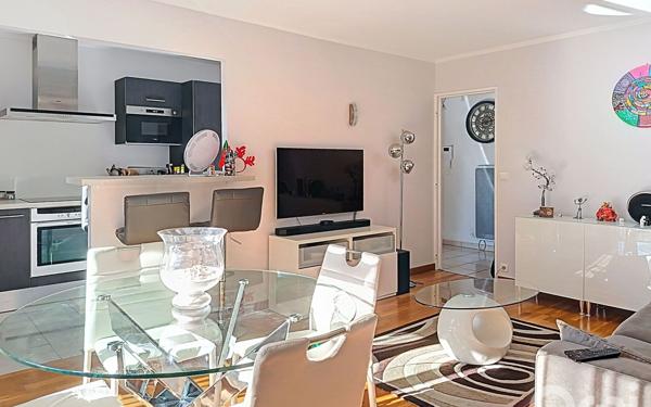 Appartement à vendre    3 pièces •  Longjumeau