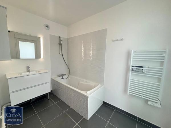 Appartement à louer 2 pièces 52.55m² Châtenay-Malabry (92290)