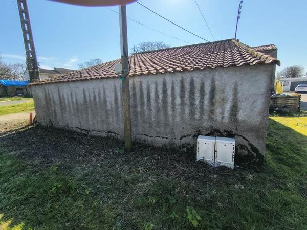 Grange à vendre |  Saint-Philbert-de-Grand-Lieu |  1 pièce | 40 m²