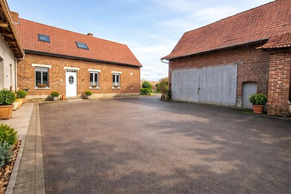 Maison de campagne à MERVILLE (59660)
