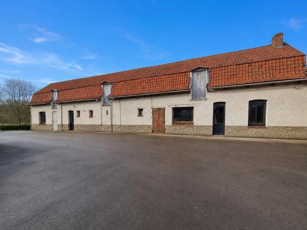 Maison de campagne à MERVILLE (59660)