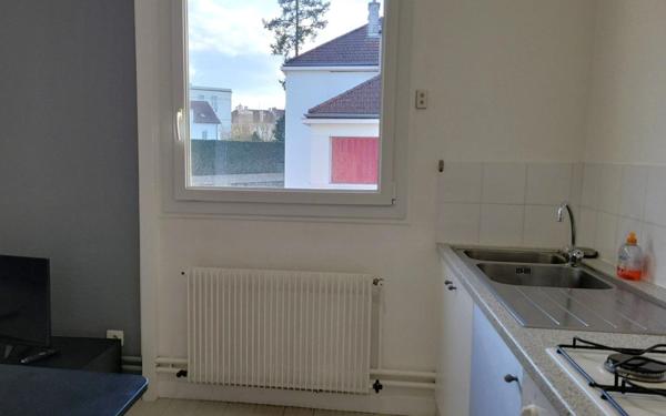 Appartement à louer    1 pièce •  Le Creusot