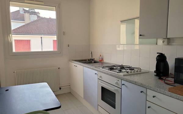 Appartement à louer    1 pièce •  Le Creusot