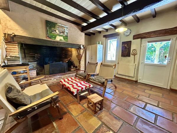 Bouillac (82600) La maison du pin penché