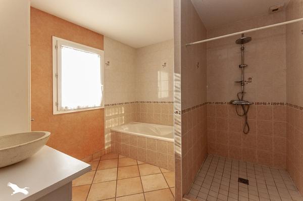 Maison à vendre |  Comberanche-et-Épeluche |  5 pièces | 135 m²