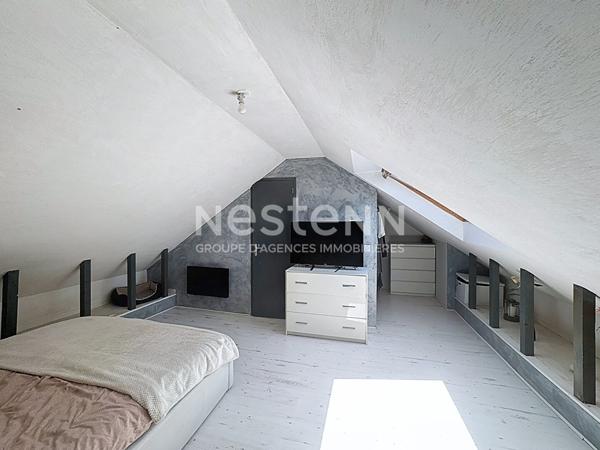 Maison avec piscine situé à Morangis secteur calme et recherché, proche des axes routier, 5 chambres, maison familiale