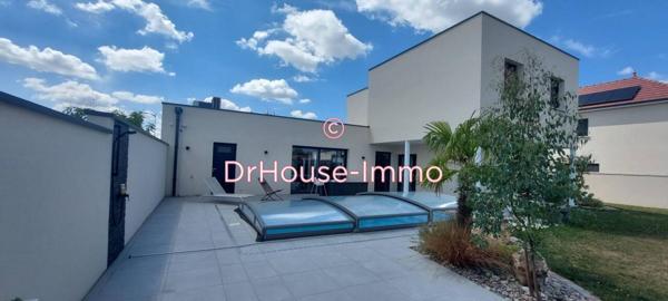 Maison à vendre 6 pièces de 159 m²