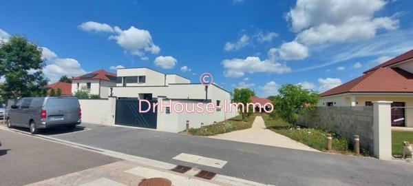 Maison à vendre 6 pièces de 159 m²