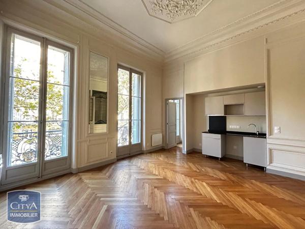 Appartement à louer 3 pièces 54.4m²