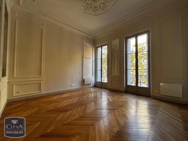 Appartement à louer 3 pièces 54.4m²