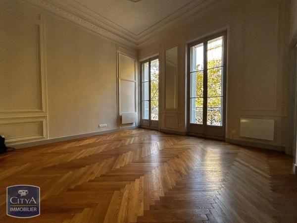 Appartement à louer 3 pièces 54.4m²