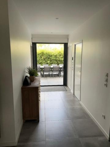 Maison Tours 10 pièce(s) 370 m2