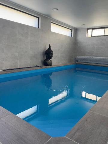 Maison Tours 10 pièce(s) 370 m2