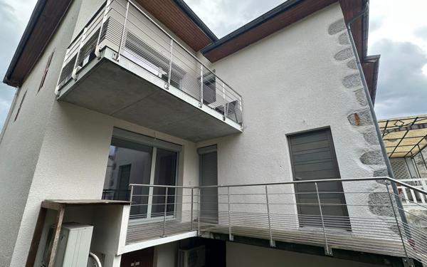 Appartement à vendre    3 pièces • 52,80 m2 Albens