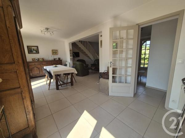 Maison à vendre  7 pièces - 122 m 2   BAGNOLES DE L ORNE  - 61