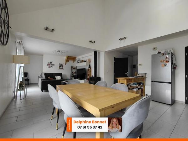 Maison récente 5P 109 m2 avec terrain de 950 m2 au calme sur les hauteurs des Echelles