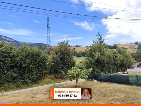 Maison récente 5P 109 m2 avec terrain de 950 m2 au calme sur les hauteurs des Echelles