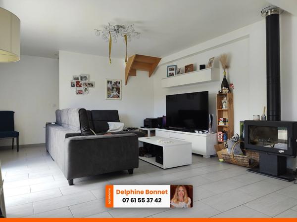 Maison récente 5P 109 m2 avec terrain de 950 m2 au calme sur les hauteurs des Echelles