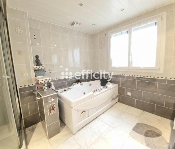 Maison 5 pièces - 123 m²