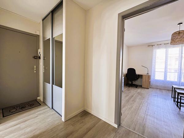Appartement MEUBLE Clermont-Ferrand 2 pièce(s) 45m²