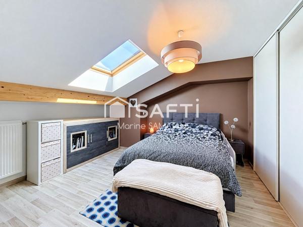 T4 105 m2 + Terrasse 25 m2 + garage