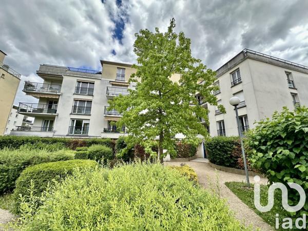 Appartement 2 pièces de 41 m² à Massy (91300)
